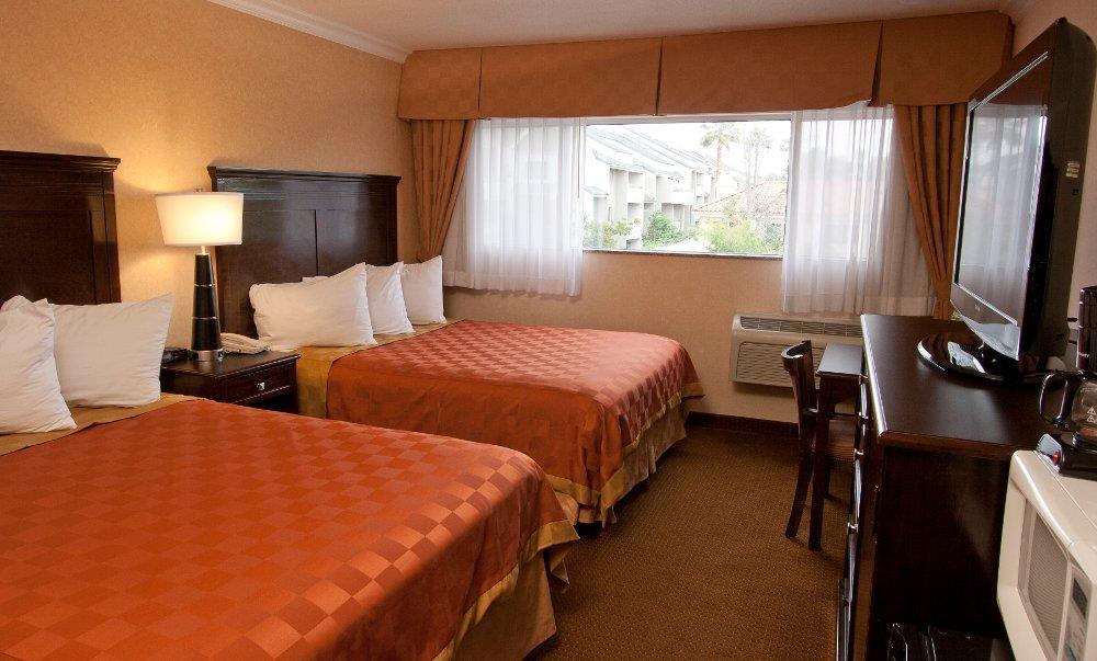 Pasadena Rose & Crown Hotel Szoba fotó