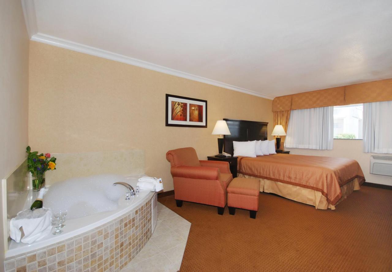 Pasadena Rose & Crown Hotel Szoba fotó