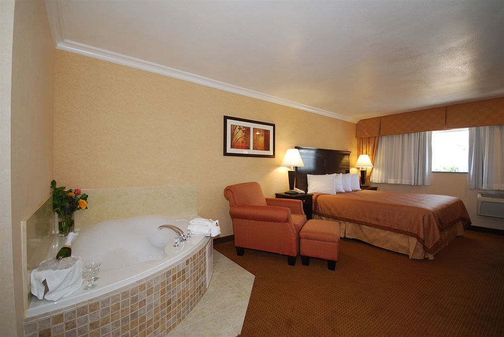 Pasadena Rose & Crown Hotel Kültér fotó